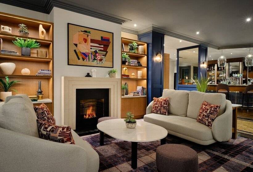 스탠다드 룸, Edinburgh Marriott Hotel Holyrood