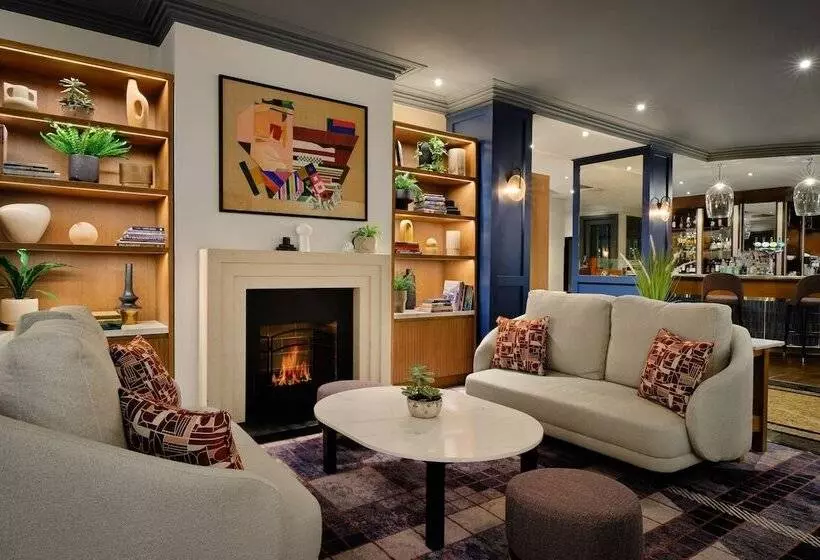 スタンダードルーム, Edinburgh Marriott Hotel Holyrood
