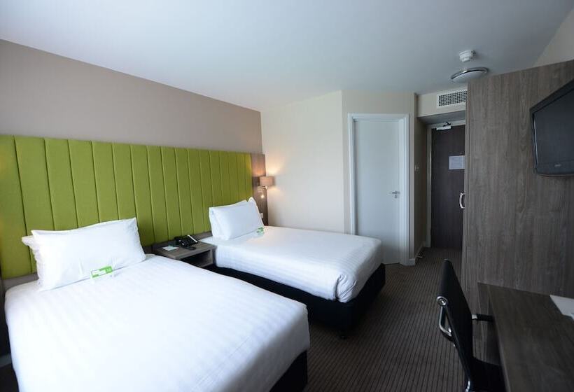 带观景的标准间, Holiday Inn Wolverhampton   Racecourse, An Ihg