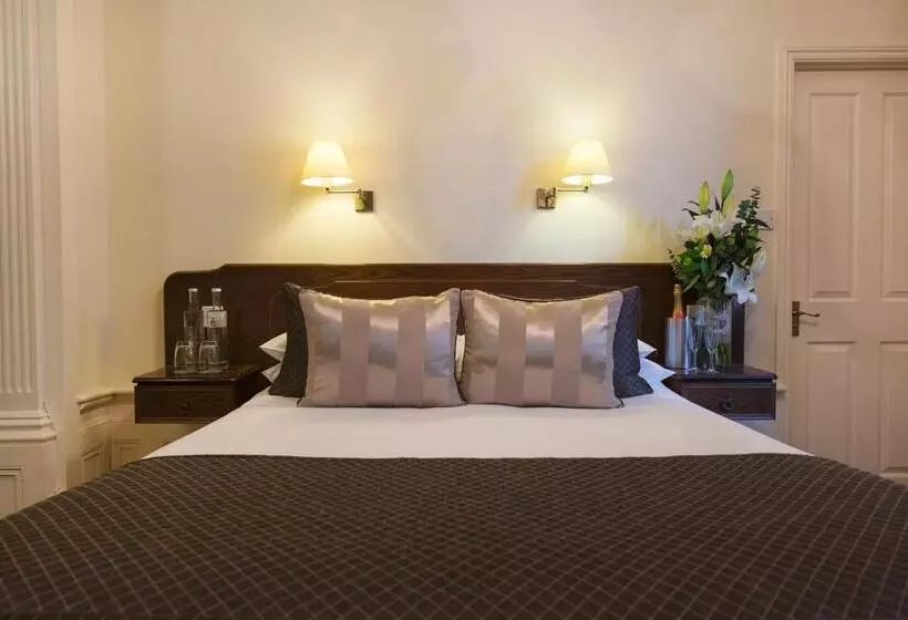 デラックスルーム, Moorhill House