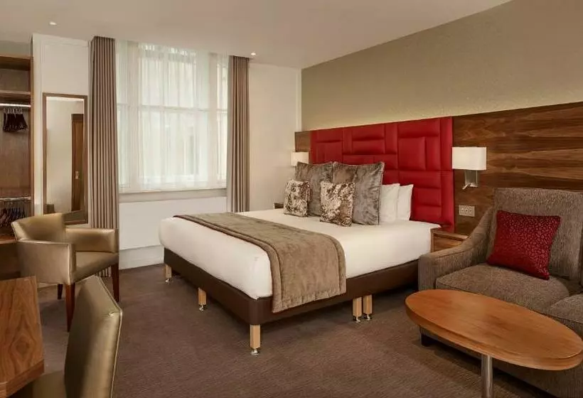 سوییت, Norfolk Towers Paddington