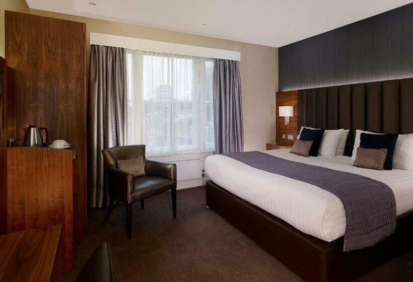 스위트, Norfolk Towers Paddington