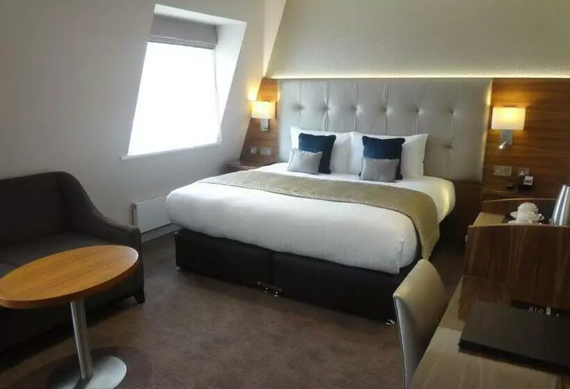 سوییت, Norfolk Towers Paddington