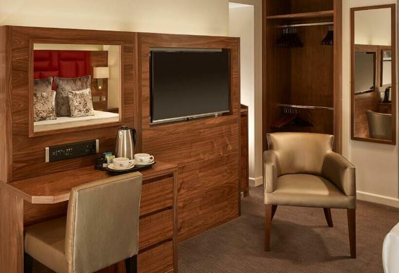 스위트, Norfolk Towers Paddington