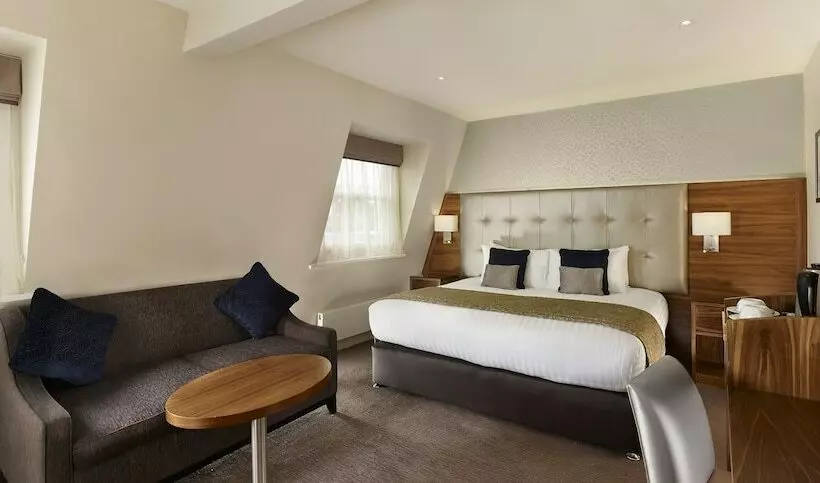 سوییت, Norfolk Towers Paddington