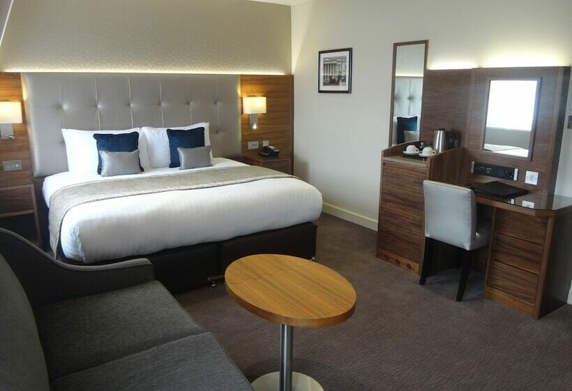 스위트, Norfolk Towers Paddington