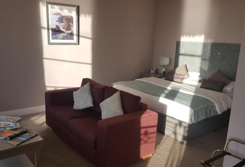 اتاق سوپریور, The Osborne