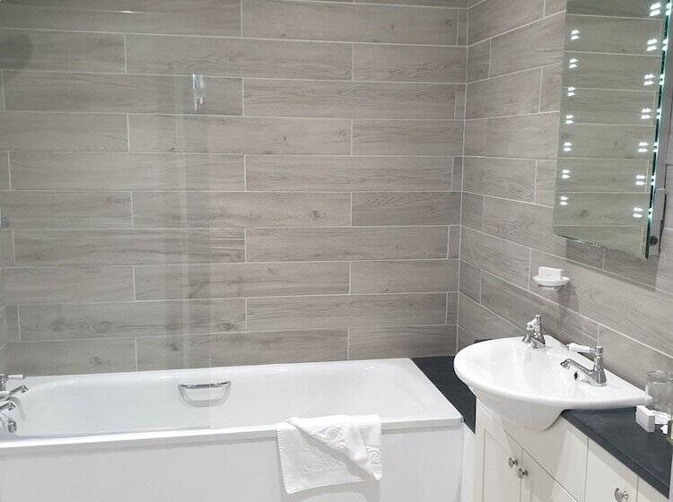 اتاق استاندارد, The Osborne