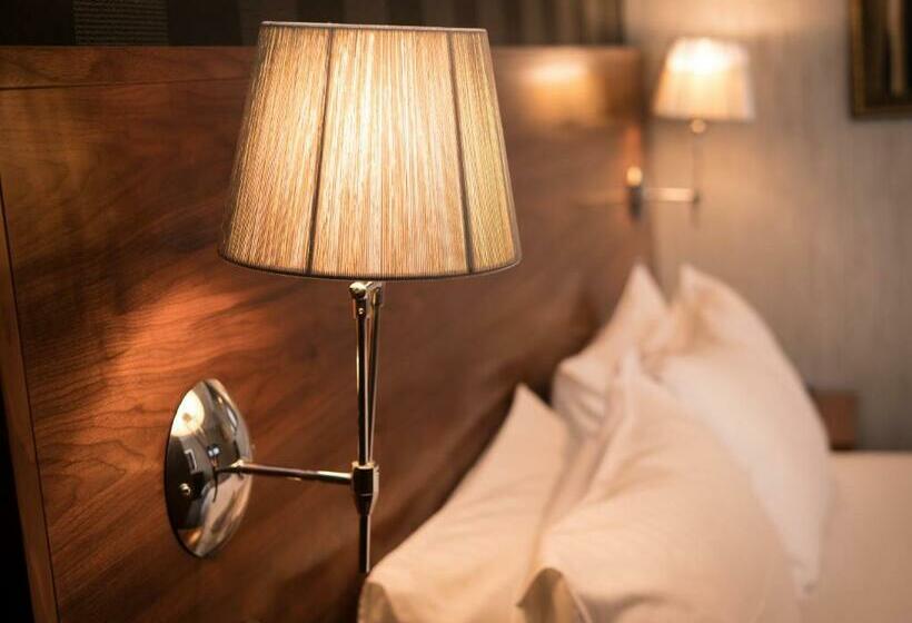 חדר סטנדרט, Palace