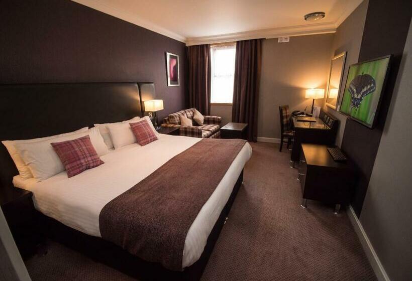 חדר אקזקיוטיב, Palace