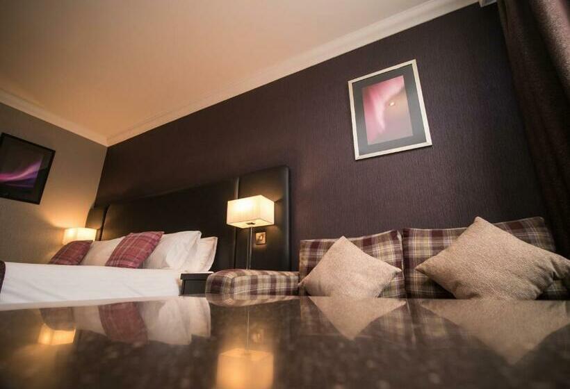 חדר אקזקיוטיב, Palace