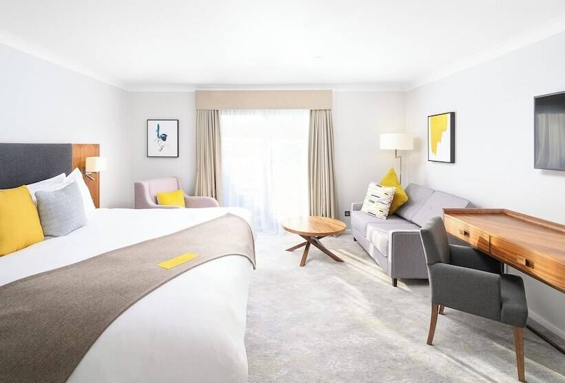 Номер Стандарт, Voco Oxford Thames, An Ihg