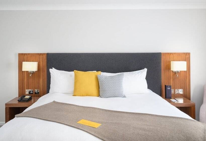 Номер Стандарт, Voco Oxford Thames, An Ihg