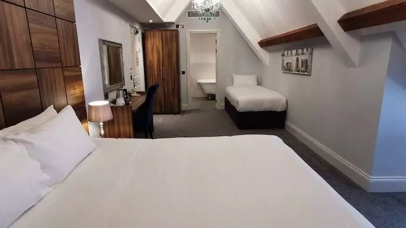 ファミリールーム, Stanhill Court Hotel, A Member Of Radisson Individuals