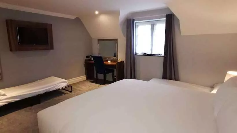 ファミリールーム, Stanhill Court Hotel, A Member Of Radisson Individuals