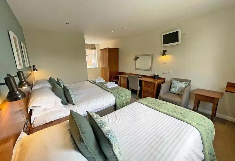Family Room, The Ship