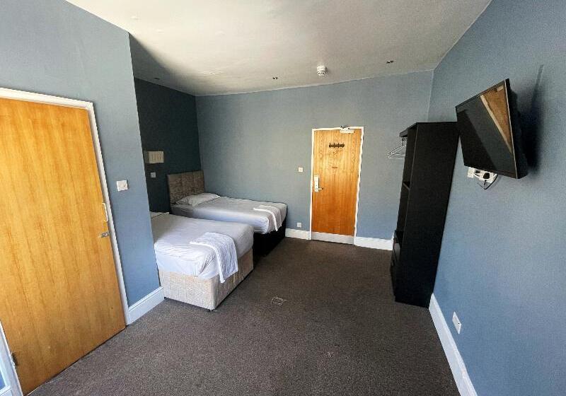 Номер Стандарт, OYO Somerset Hotel Baker Street London