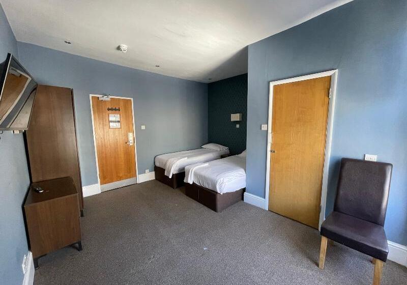 Номер Стандарт, OYO Somerset Hotel Baker Street London