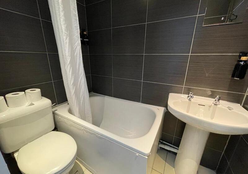 חדר סטנדרט, OYO Somerset Hotel Baker Street London