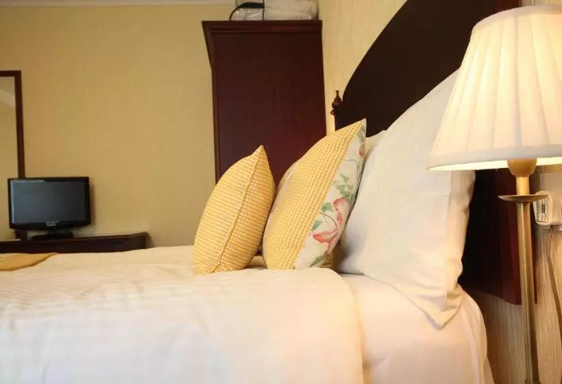 スタンダードルーム, Strathburn Hotel Inverurie By Compass Hospitality