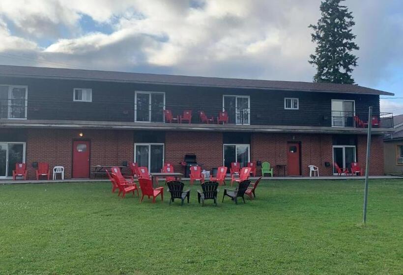 جناح مطل على البحيرة, Caswell Resort