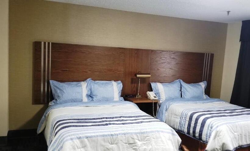 ２ダブルベッドのスタンダードルーム, Baymont By Wyndham Montreal Airport