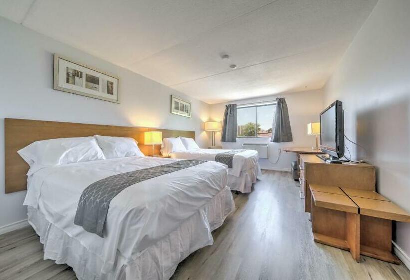 带2个双人床的标准工作室, Motel 6 Niagara Falls, On – Near The Falls