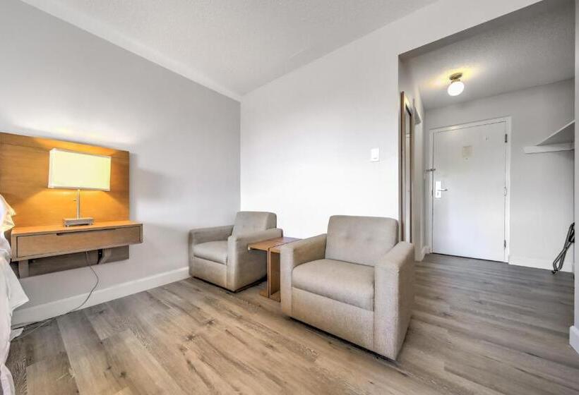 标准间带双人床, Motel 6 Niagara Falls, On – Near The Falls