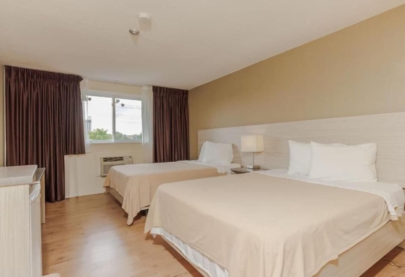 ２ダブルベッドのスタンダードルーム, Motel 6 Niagara Falls, On – Near The Falls
