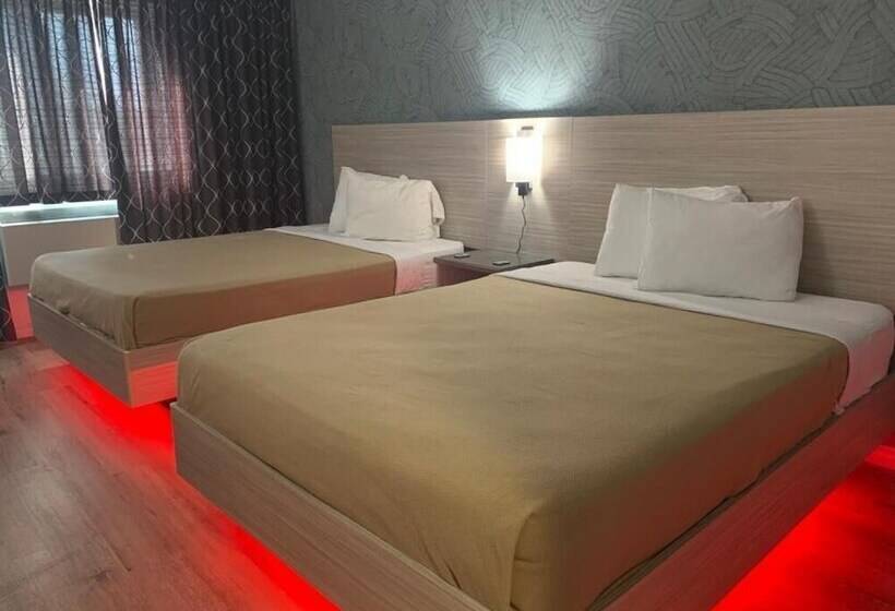 带2个双人床的标准工作室, Motel 6 Niagara Falls, On – Near The Falls