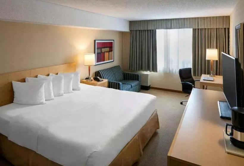 スタンダードルーム, Quality Inn And Suites Montreal East