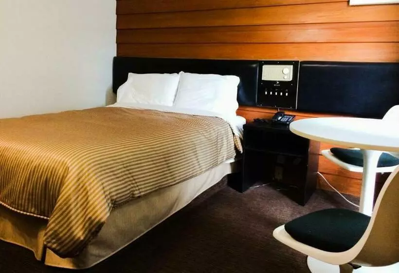 スタンダードルーム, Motel à La Brunante