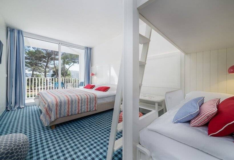 اتاق خانوادگی, Amadria Park Kids Hotel Andrija
