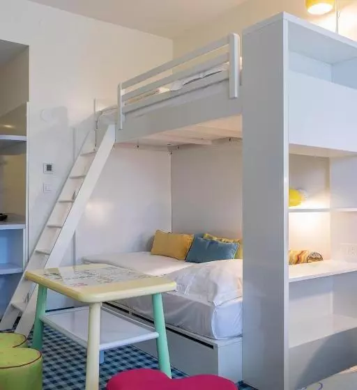 اتاق خانوادگی, Amadria Park Kids Hotel Andrija
