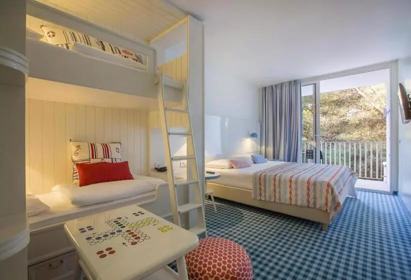 اتاق خانوادگی, Amadria Park Kids Hotel Andrija