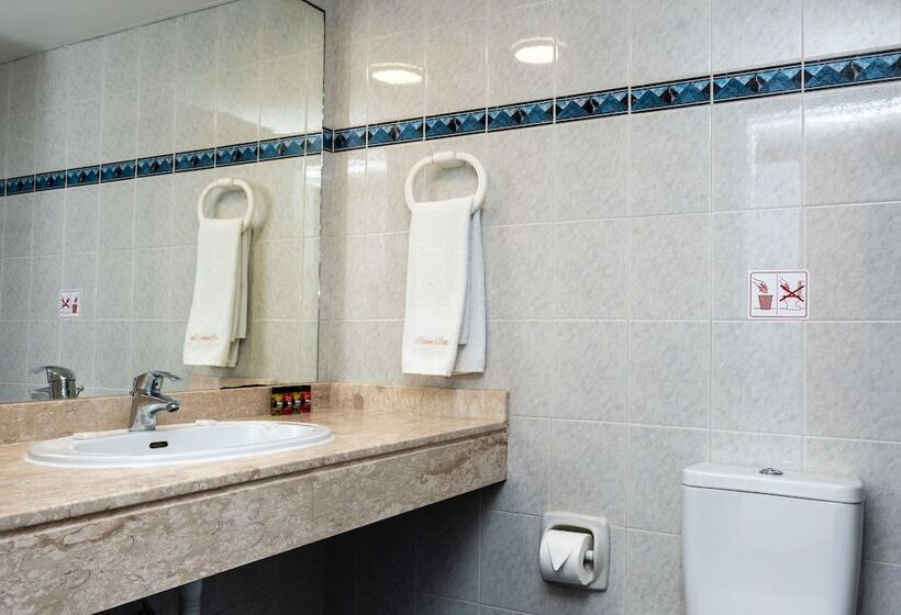 Студия Стандарт Вид на Море, Helios Bay Hotel And Suites