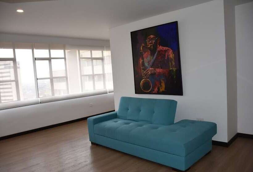 Superior Suite, Dann Cali