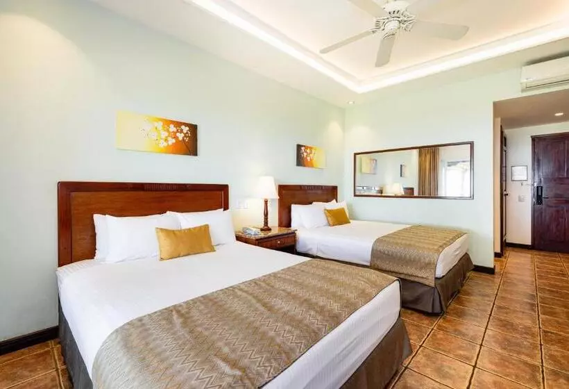 オーシャンビュースタンダードルーム, Tamarindo Diria Beach Resort