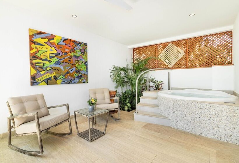 Люкс, Tamarindo Diria Beach Resort