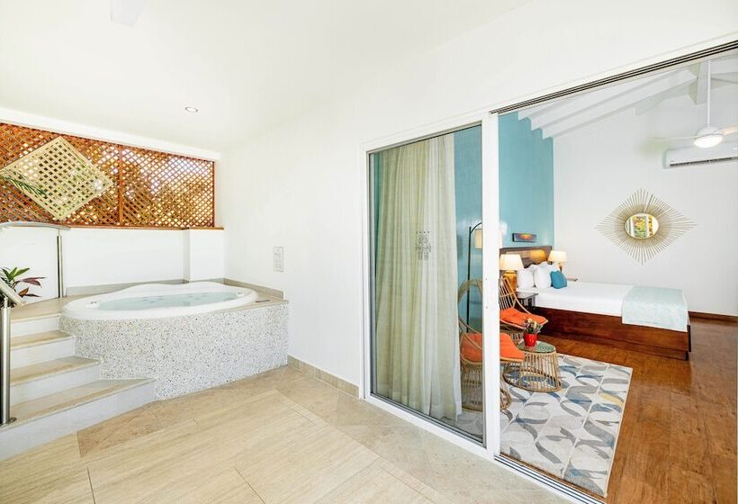 Люкс, Tamarindo Diria Beach Resort