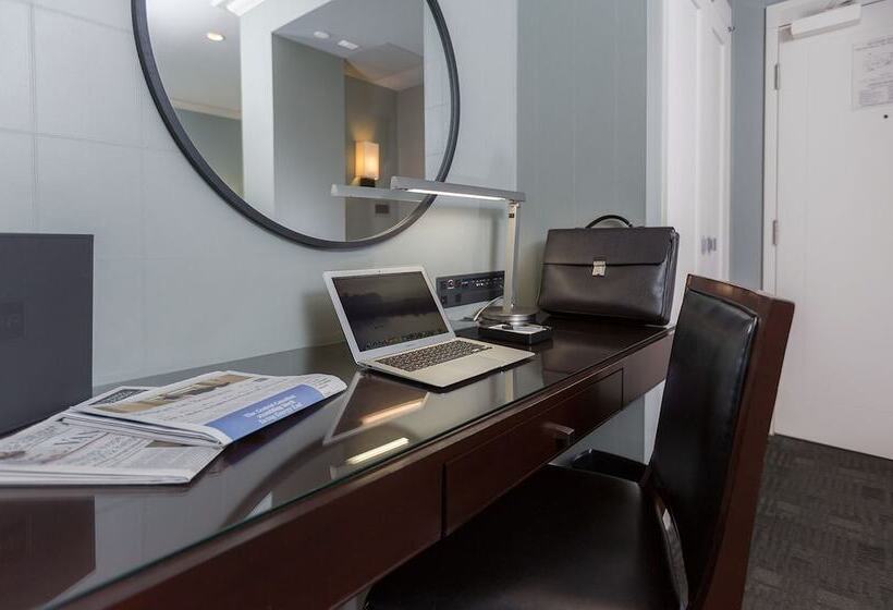 스탠다드 룸, The St. Regis