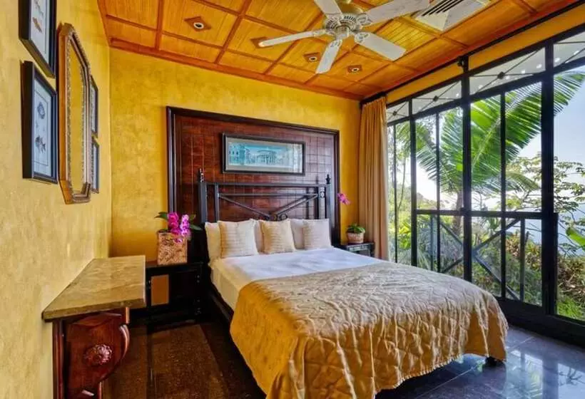 Villa 1 Makuuhuone, Villa Caletas