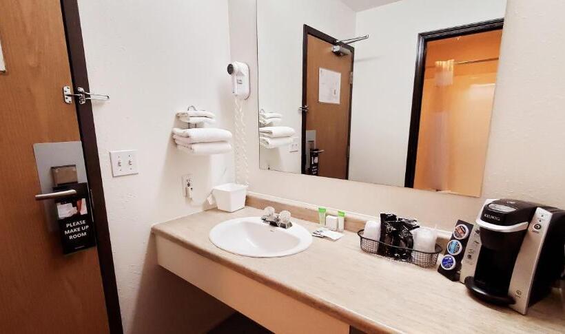 غرفة قياسية فردية, Westlake Inn Strathmore