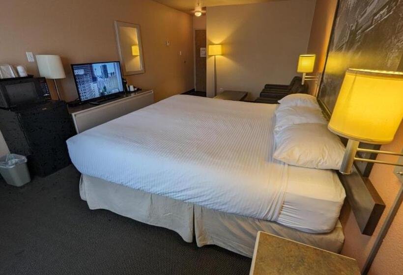 اتاق استاندارد با تخت بزرگ, Ramada By Wyndham Cranbrook