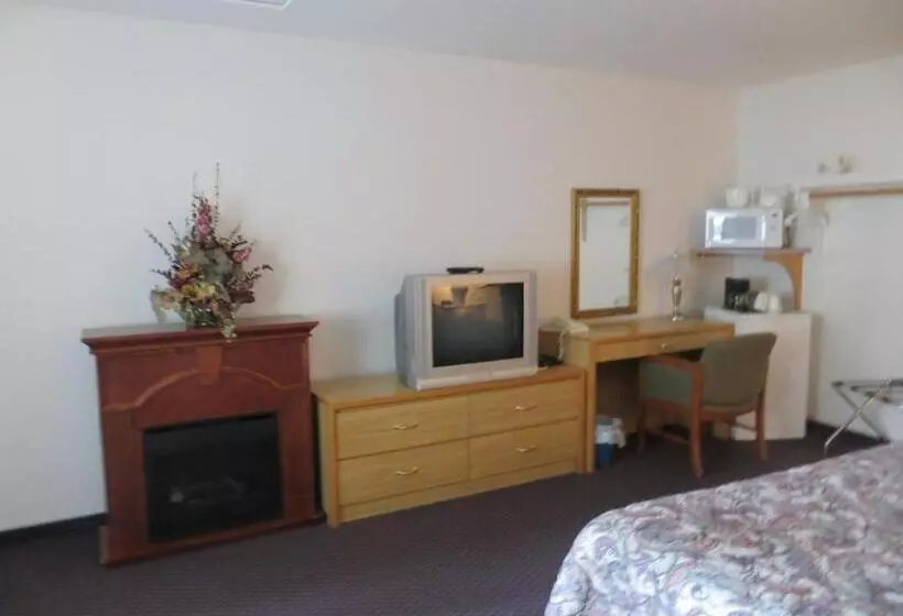 キングサイズベッドのスタンダードルーム, Skagit Motel