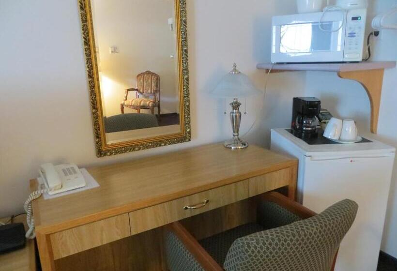 Standardzimmer Kingsize Bett, Skagit Motel