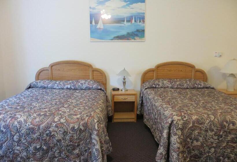 Deluxe Suite, Skagit Motel