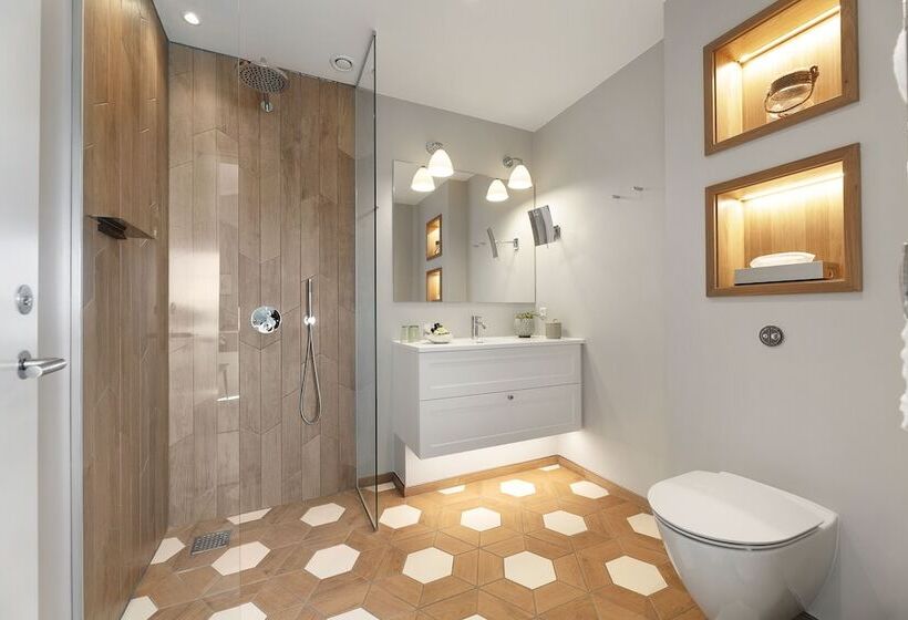 スタンダードルーム, Ruths