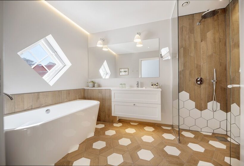 ジュニアスイート, Ruths