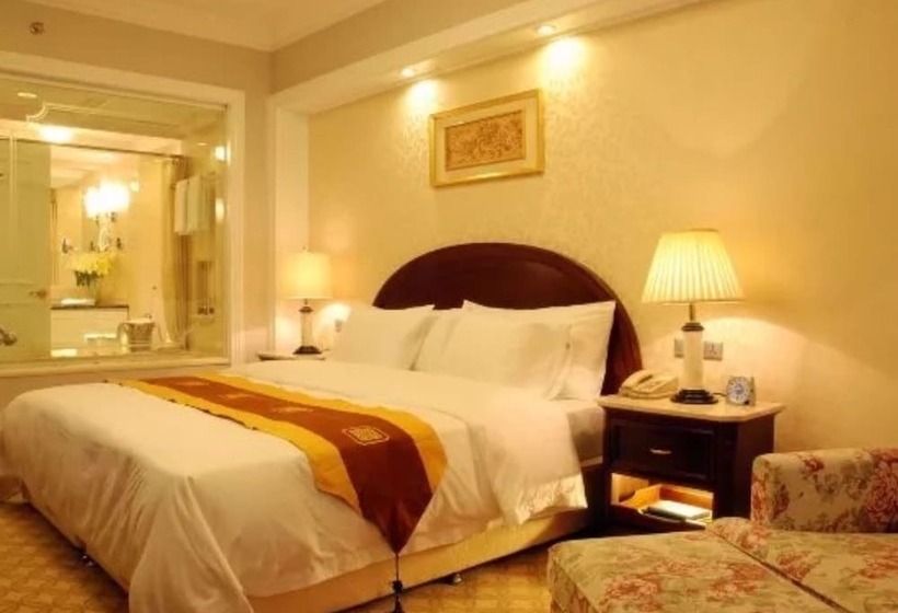 Номер бизнес-класса, Green Lake